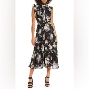 Chelsea28 Floral Print  Pleated Midi Dress Large  NWT